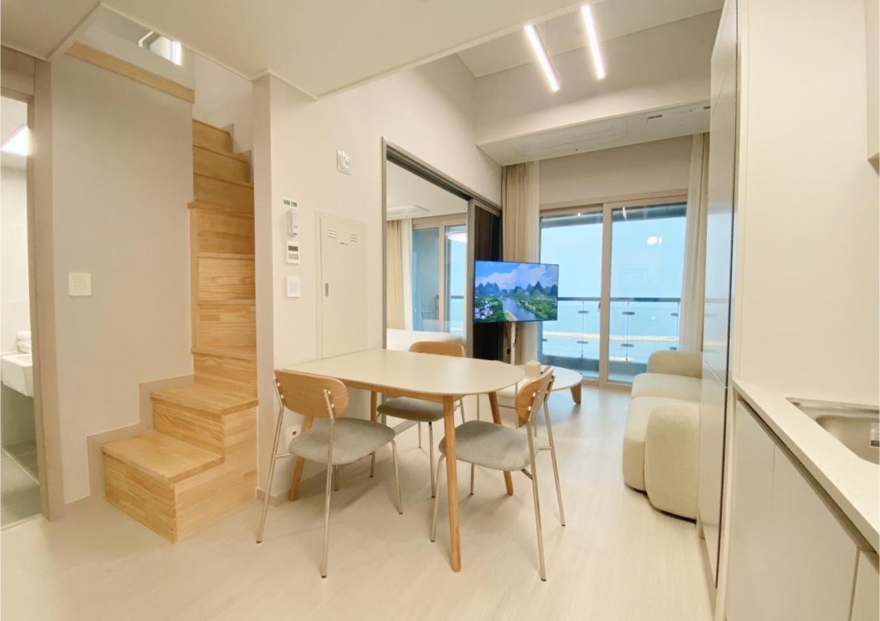 Uh Flat The Sokcho Aparthotel Екстериор снимка